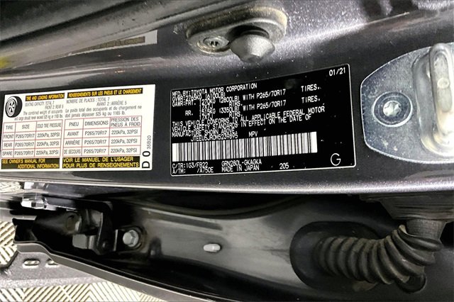 Used 2021 Toyota 4Runner SR5 image 19