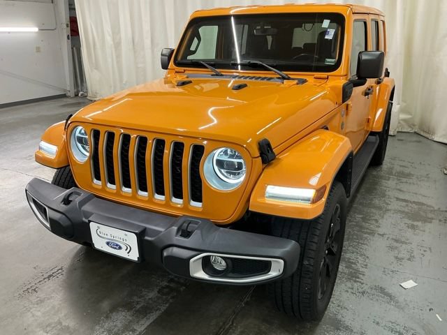 Used 2021 Jeep Wrangler Unlimited Sahara w/ Cold Weather Group AWD/4WD image 10