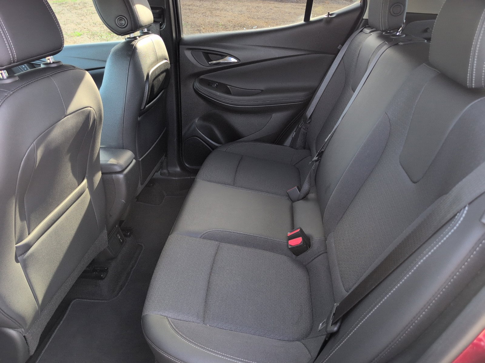 Used 2023 Buick Encore GX Preferred w/ Cold Weather Comfort Package image 10