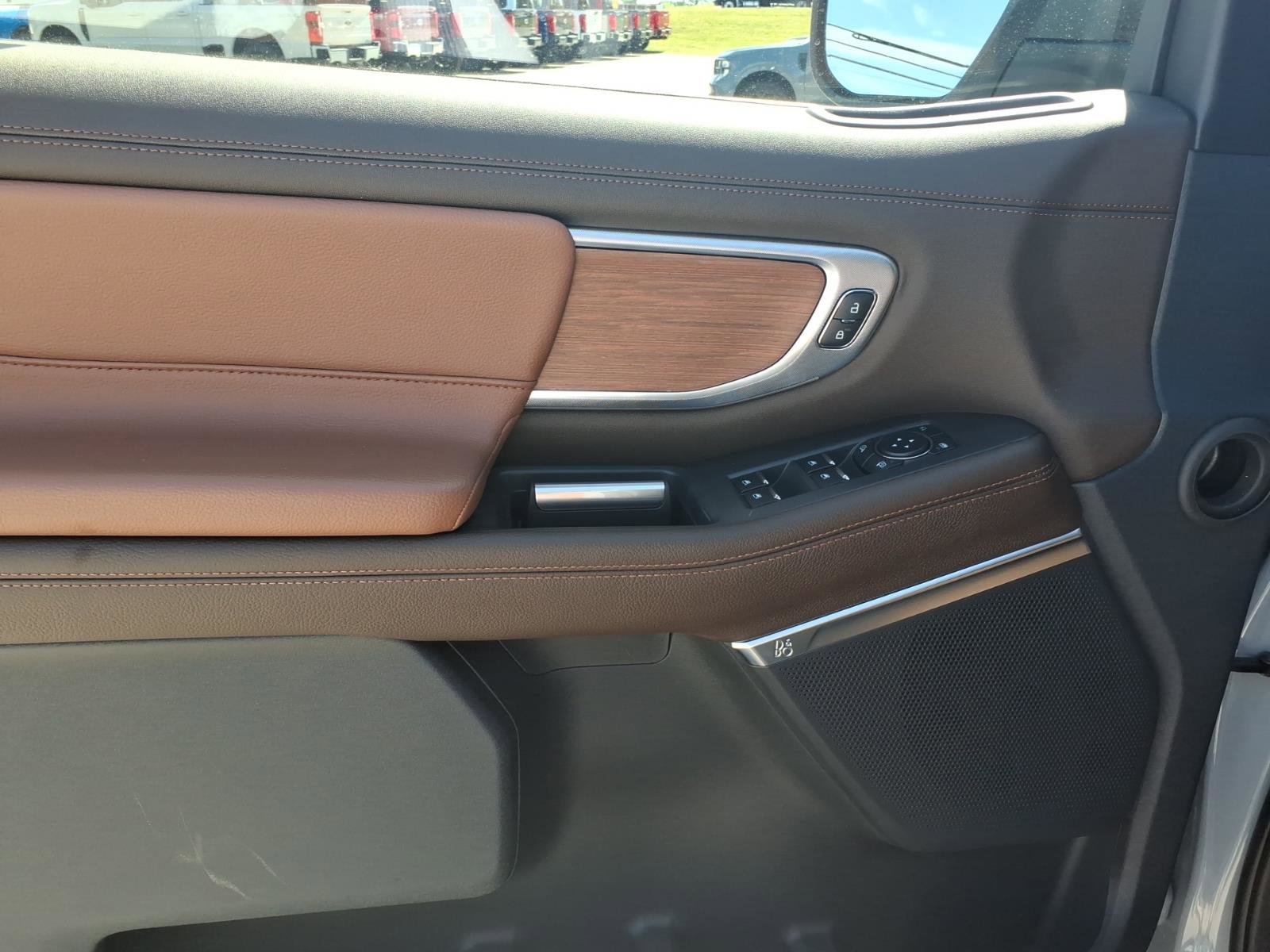 New 2026 Ford Expedition King Ranch AWD/4WD image 8