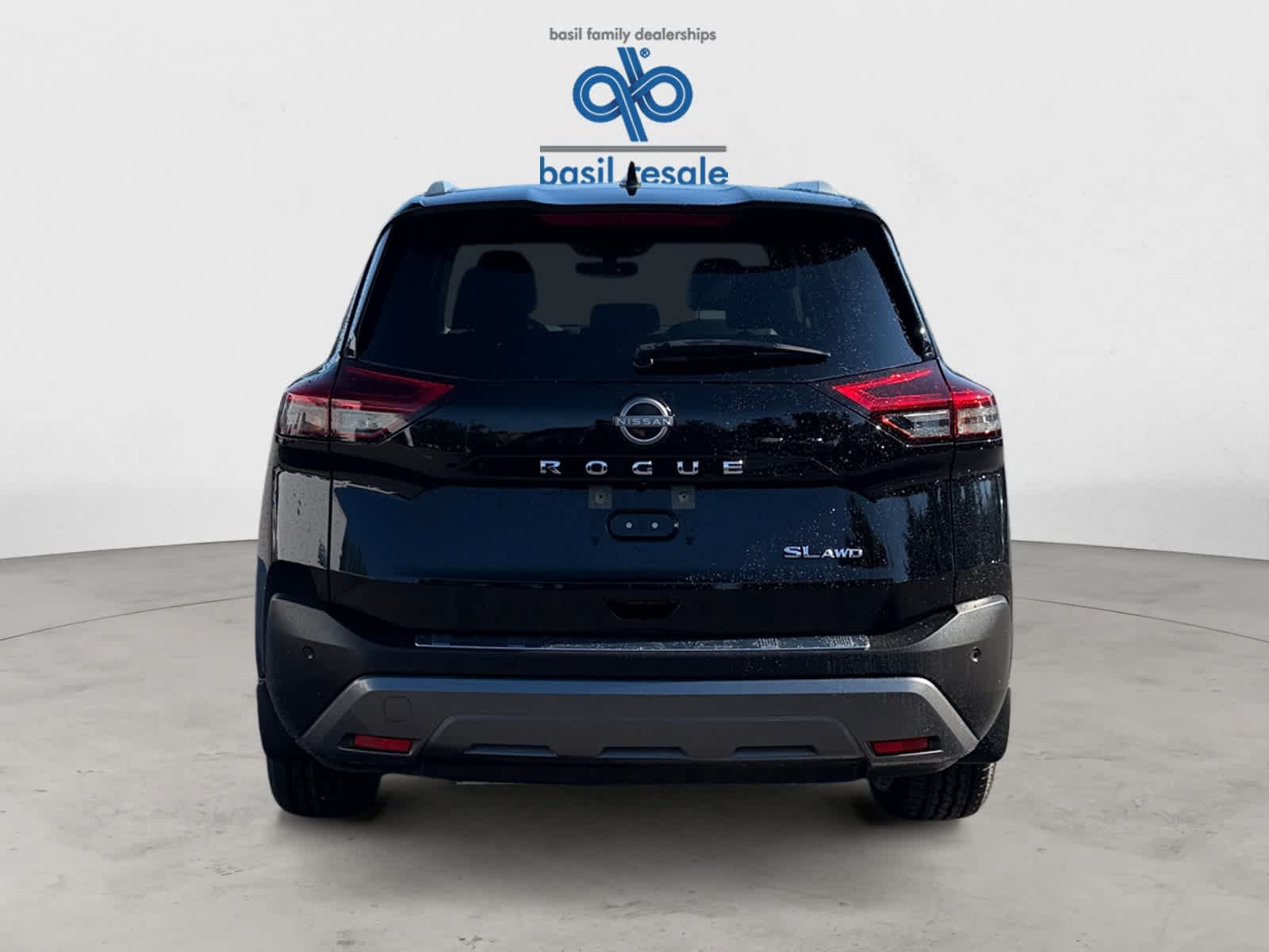 Used 2023 Nissan Rogue SL AWD/4WD image 5