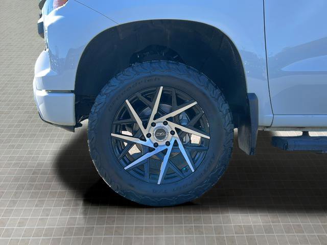 Used 2023 Chevrolet Silverado 1500 Custom image 48