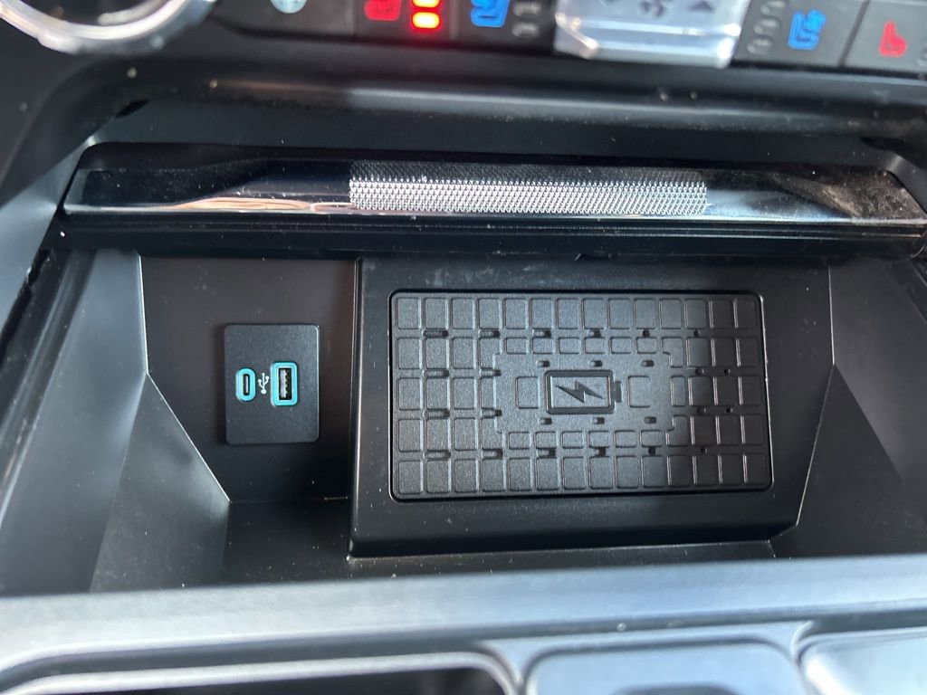 Used 2024 Ford F150 Platinum w/ Equipment Group 702A High image 29