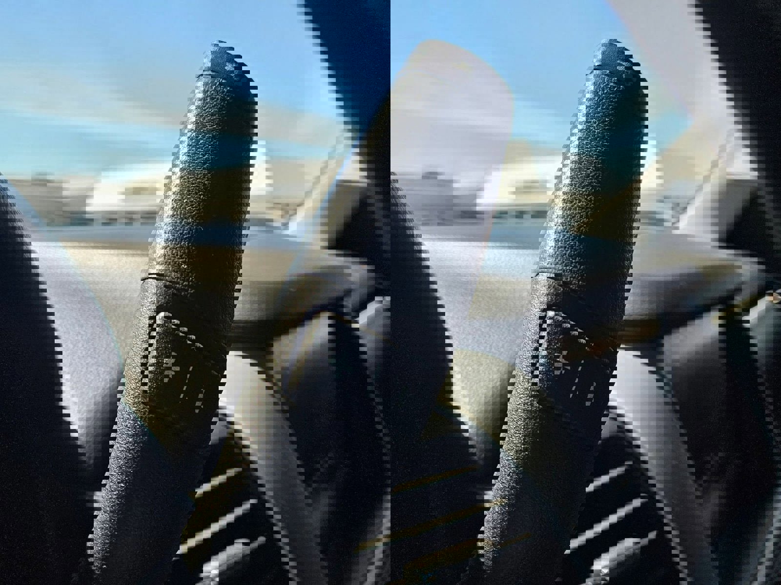 Used 2019 GMC Yukon XL SLT w/ Open Road Package image 21