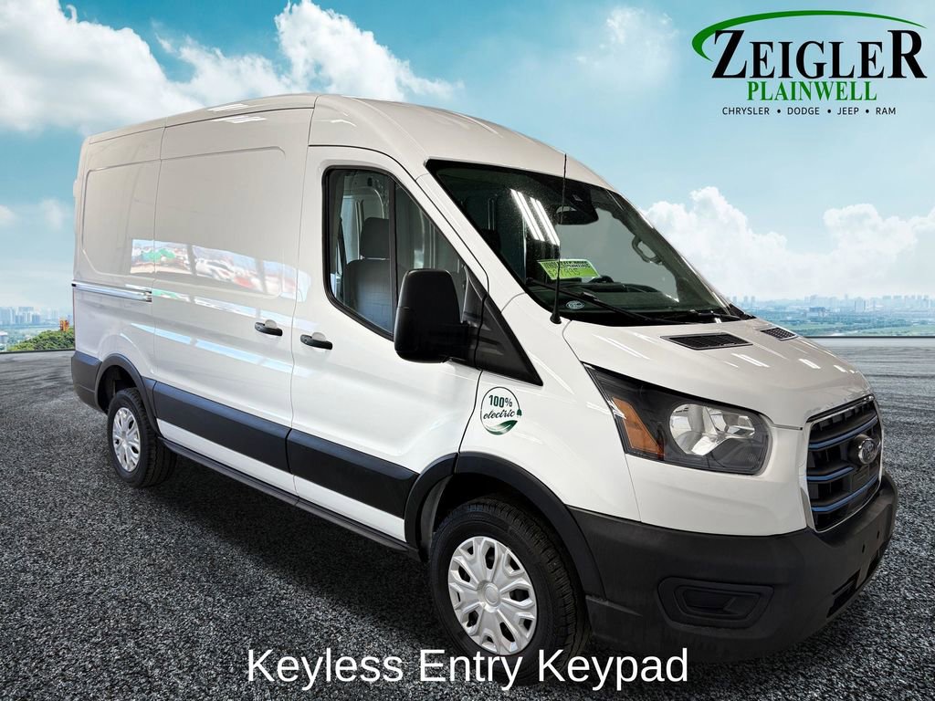Used 2023 Ford E-Transit Medium Roof image 11