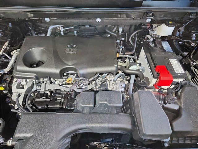 Used 2023 Toyota RAV4 XLE image 21