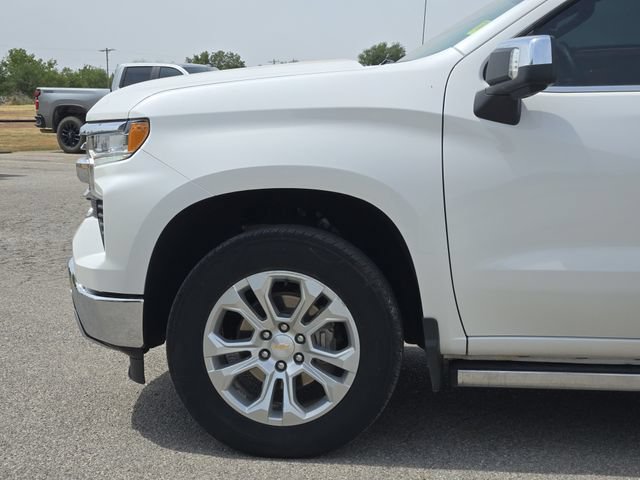 Used 2025 Chevrolet Silverado 1500 LTZ w/ LTZ Premium Package AWD/4WD image 8