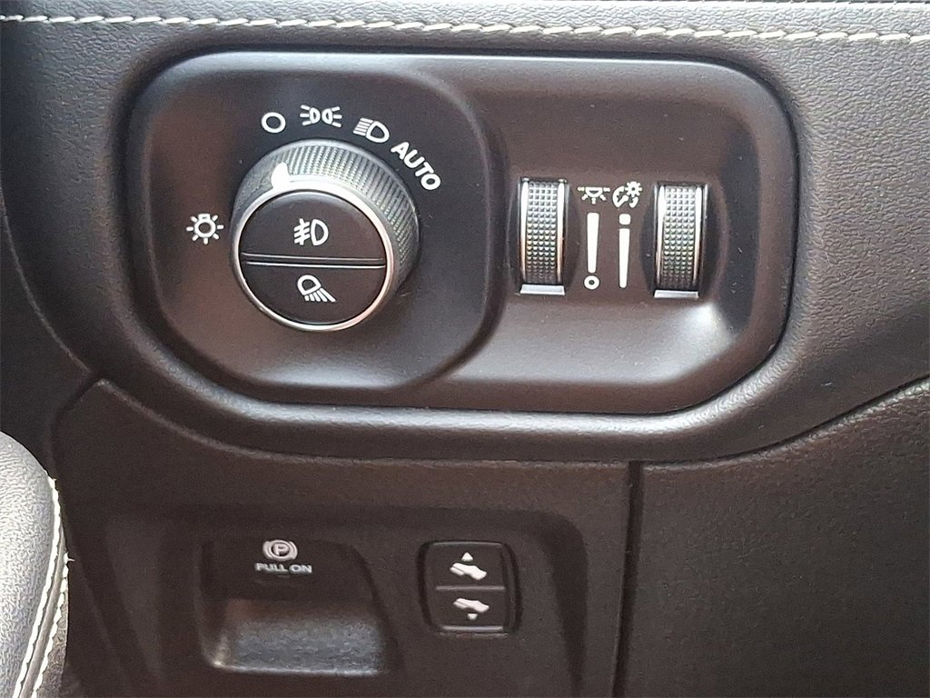 Certified 2024 RAM 1500 Limited image 26