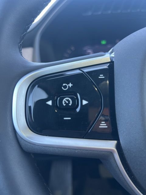 New 2026 Volvo XC90 B6 Core w/ Protection Package image 12