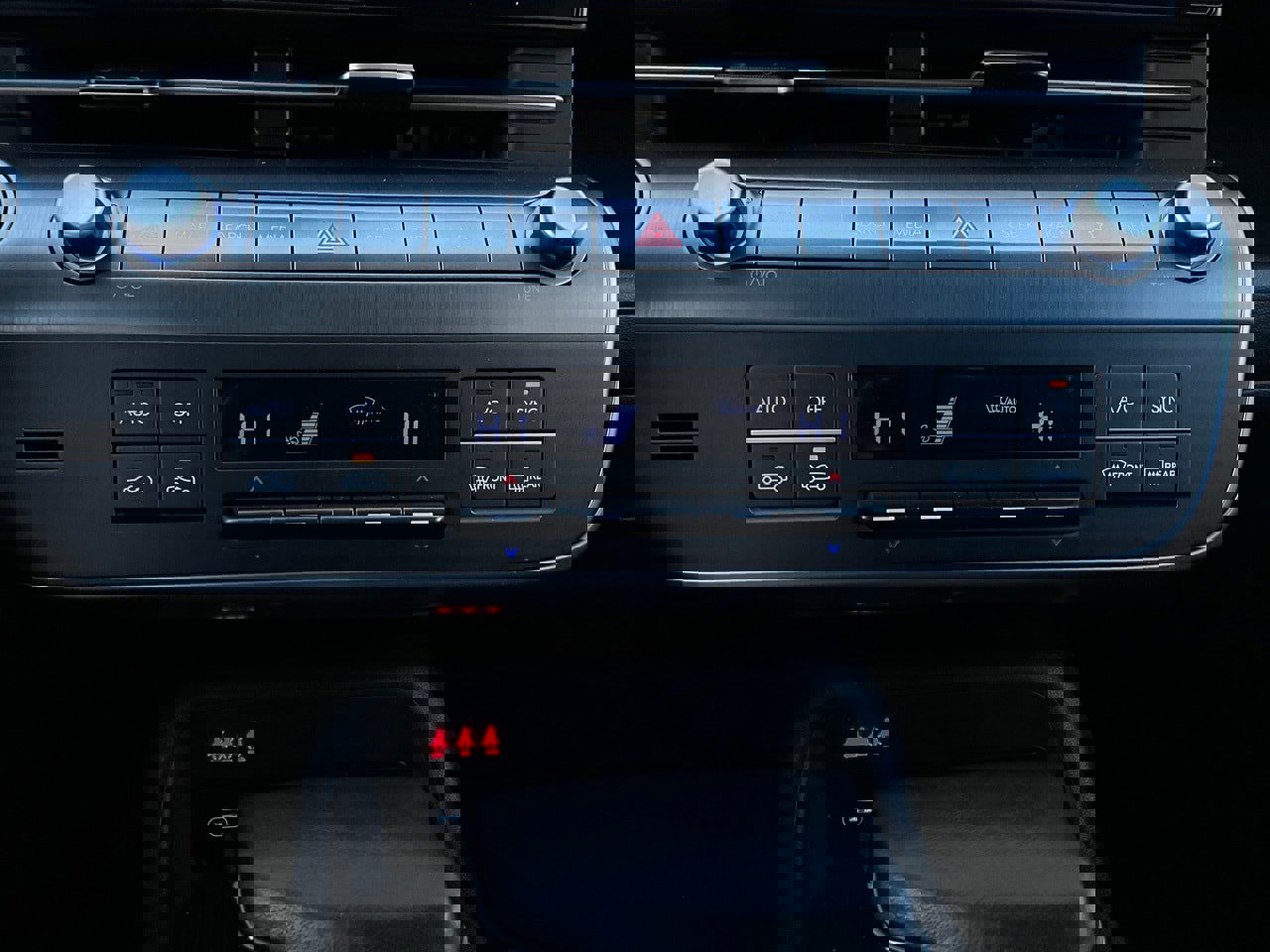 Used 2025 Hyundai Kona SEL image 28