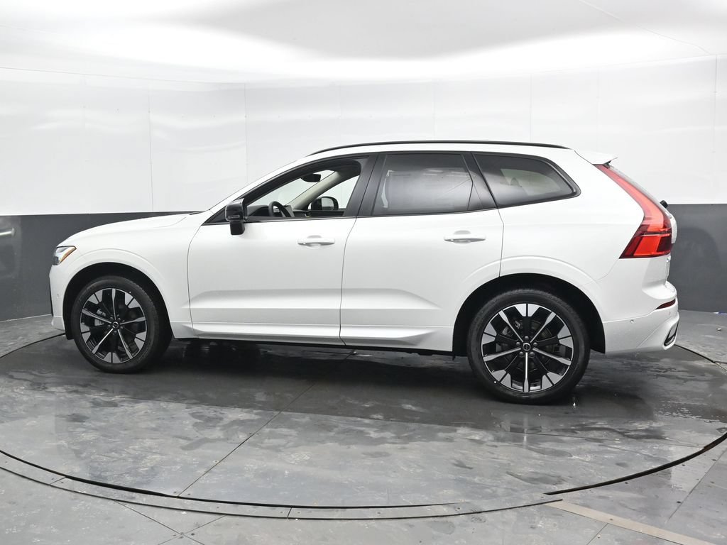 New 2026 Volvo XC60 B5 Plus w/ Climate Package AWD/4WD image 7