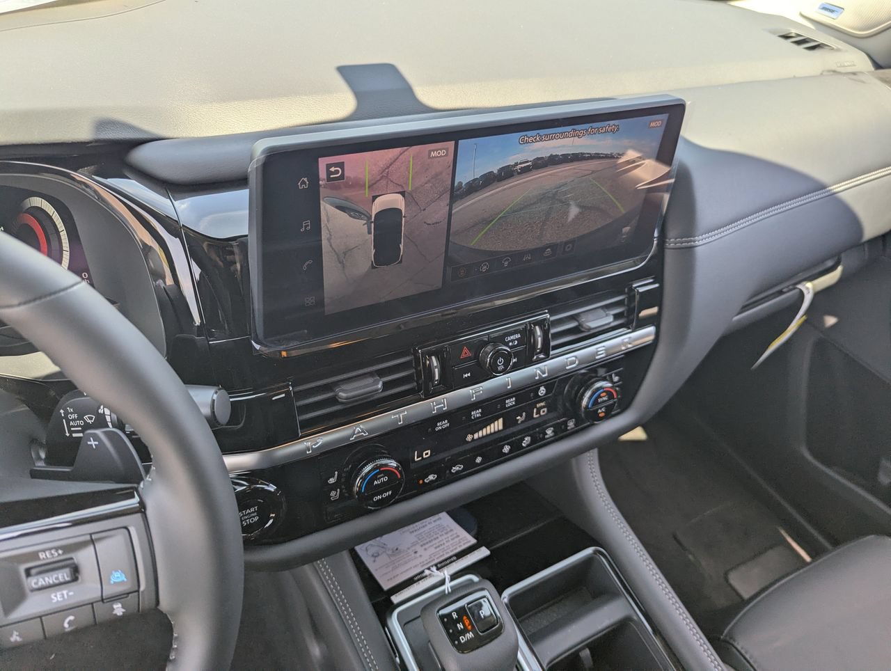 New 2026 Nissan Pathfinder Platinum FWD image 18