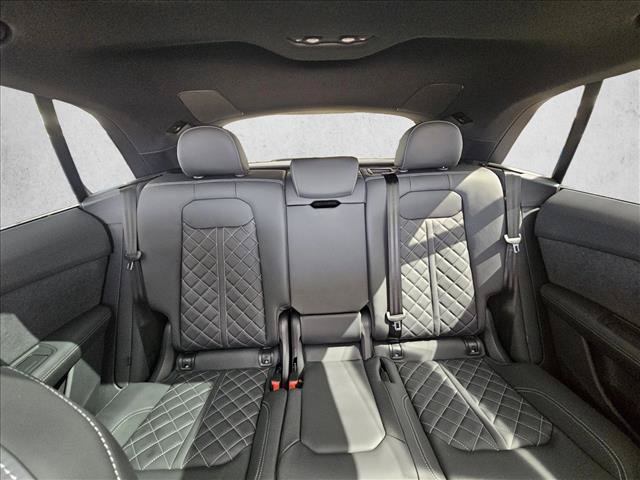 New 2026 Audi SQ8 Premium Plus AWD/4WD image 15