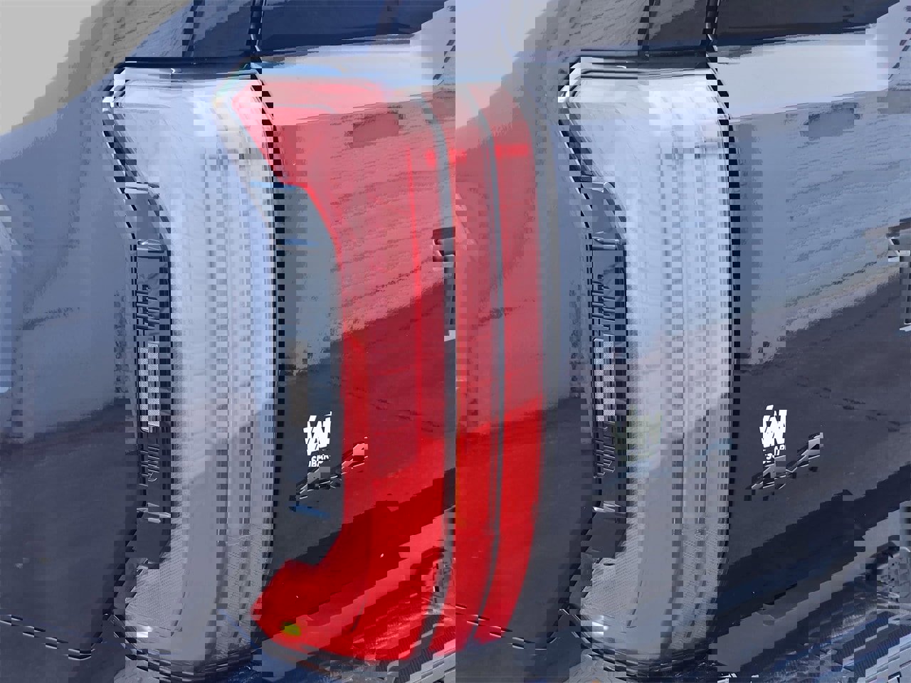 Used 2023 Toyota Tundra Platinum image 39