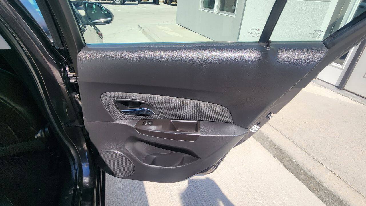 Used 2016 Chevrolet Cruze LTZ FWD image 22