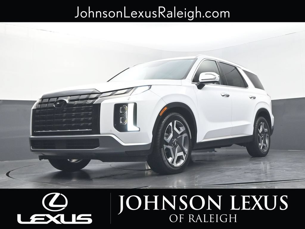 Used 2024 Hyundai Palisade Limited AWD/4WD image 16