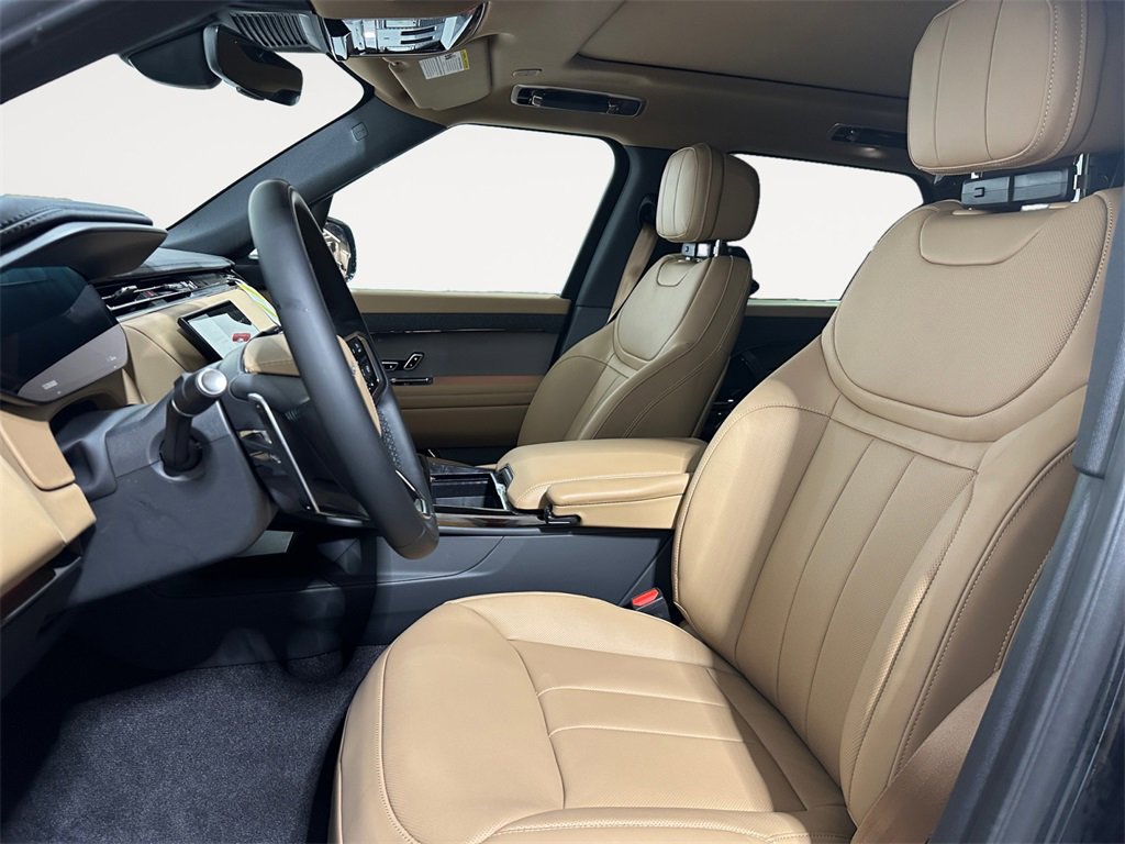 New 2025 Land Rover Range Rover Sport SE image 9