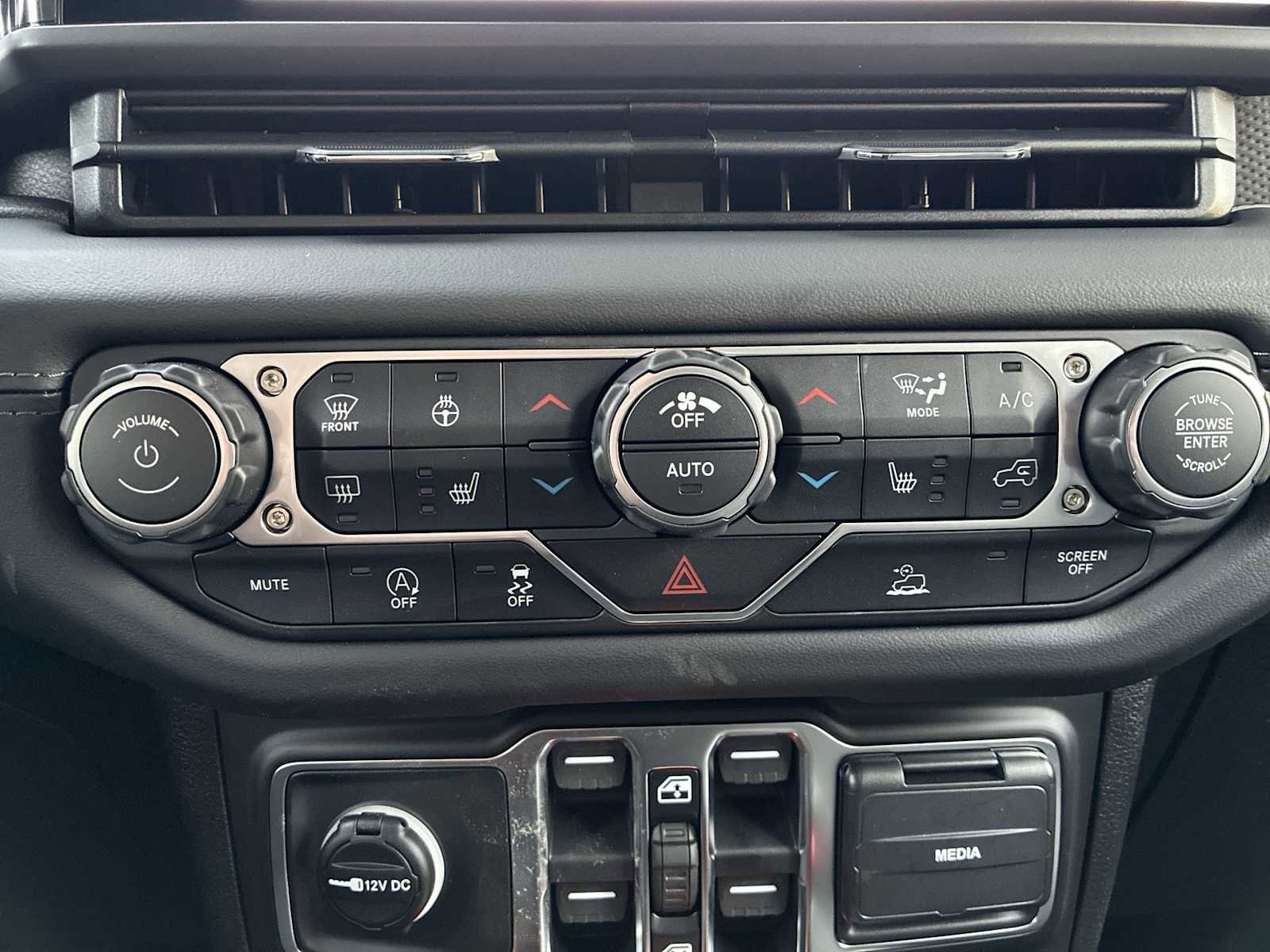 New 2026 Jeep Gladiator Rubicon image 17