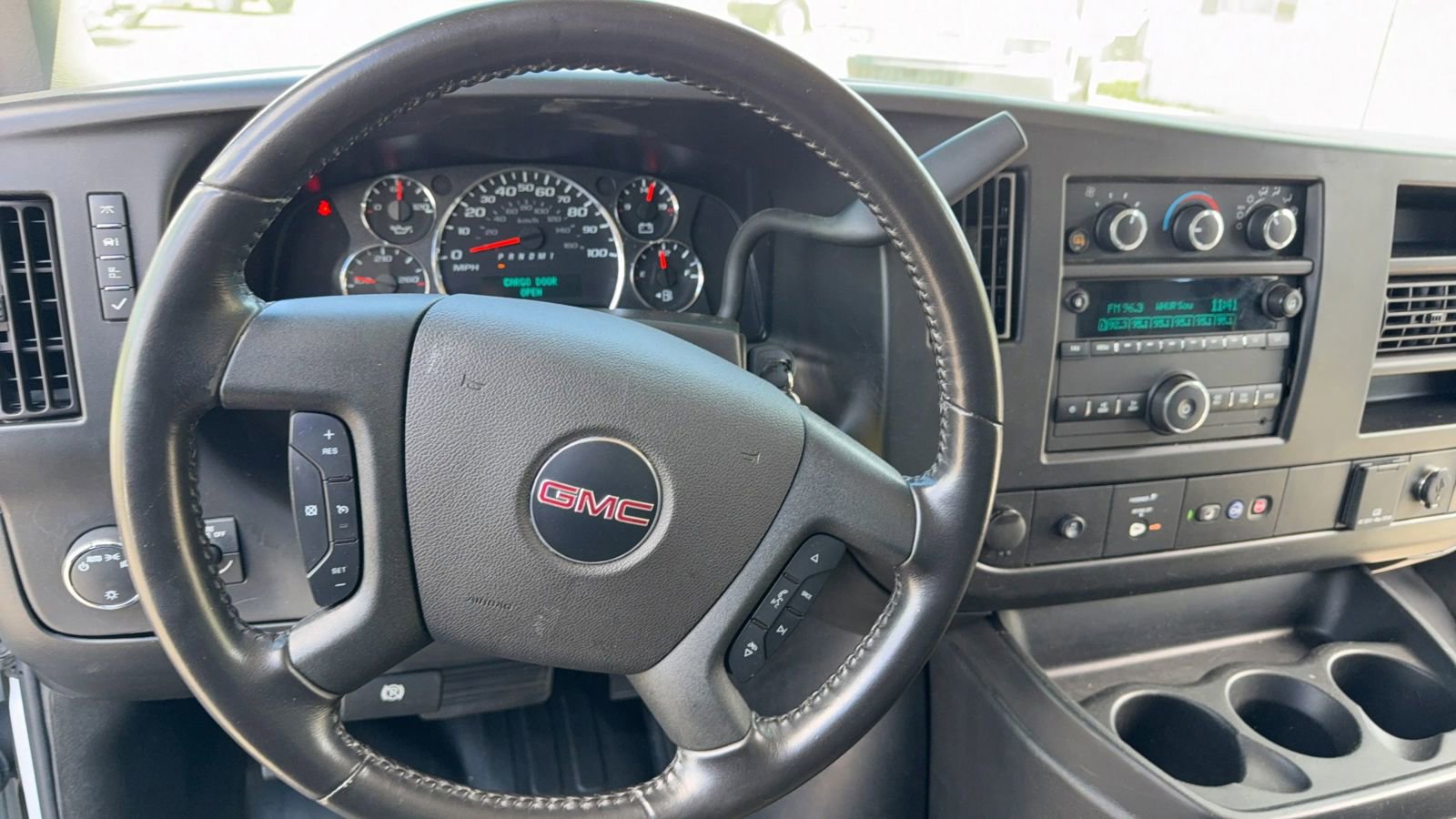 Used 2022 GMC Savana 2500 w/ Driver Convenience Package RWD image 10
