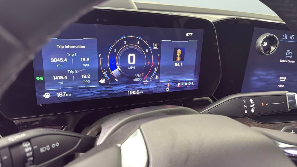 Used 2025 Chevrolet Suburban LS image 21