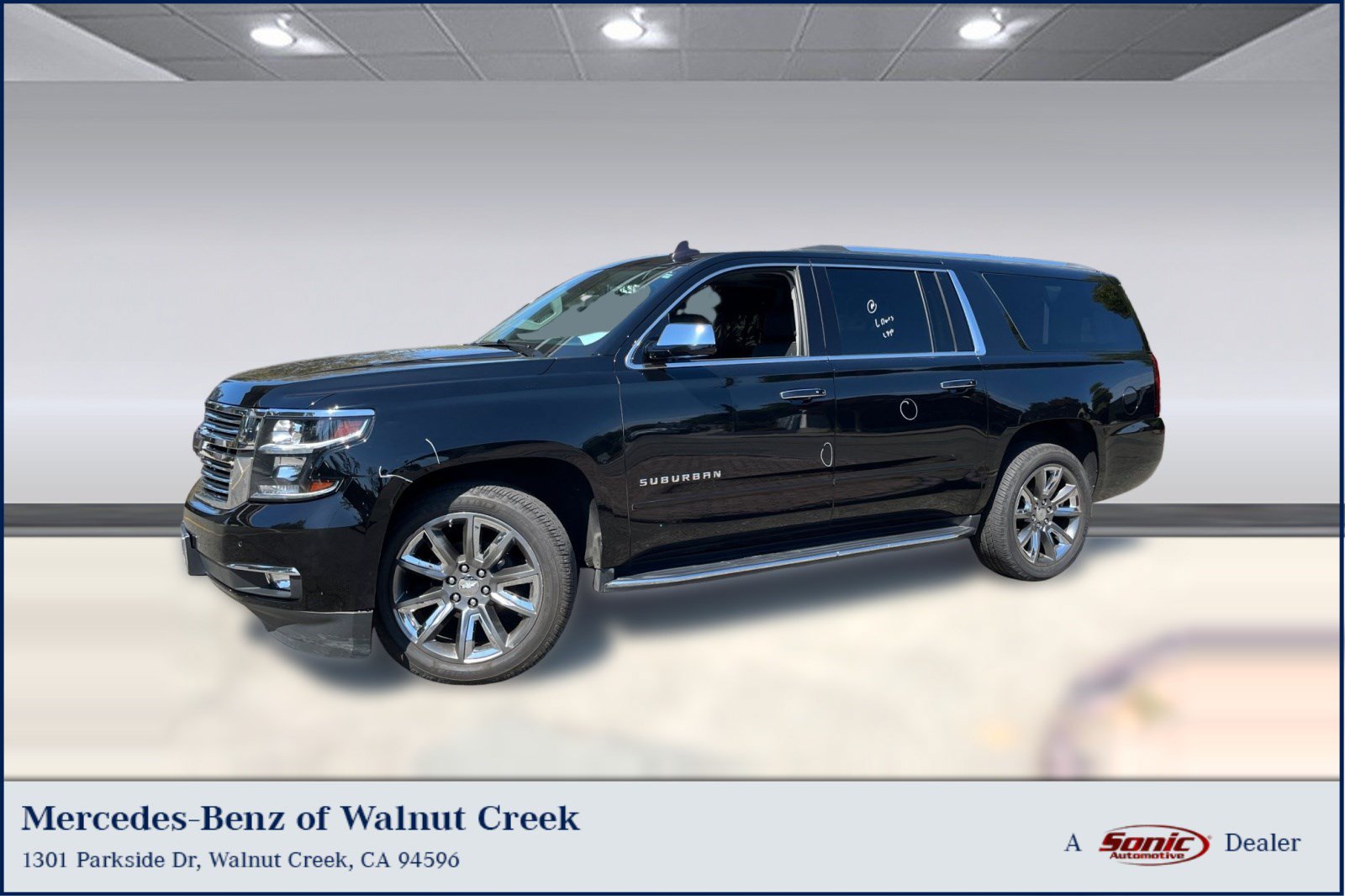Used 2020 Chevrolet Suburban Premier AWD/4WD image 1
