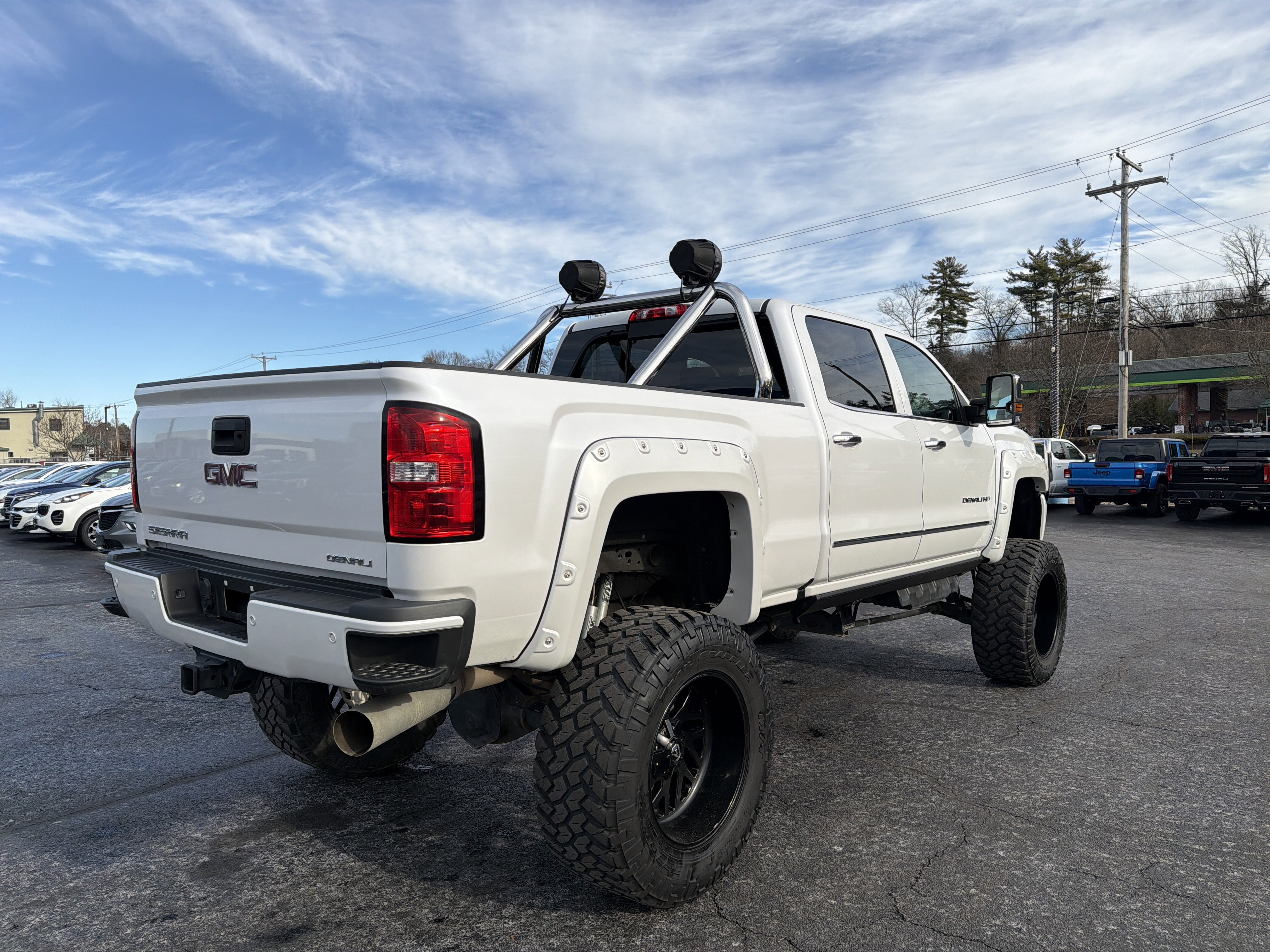 Used 2019 GMC Sierra 2500 Denali w/ Duramax Plus Package image 6