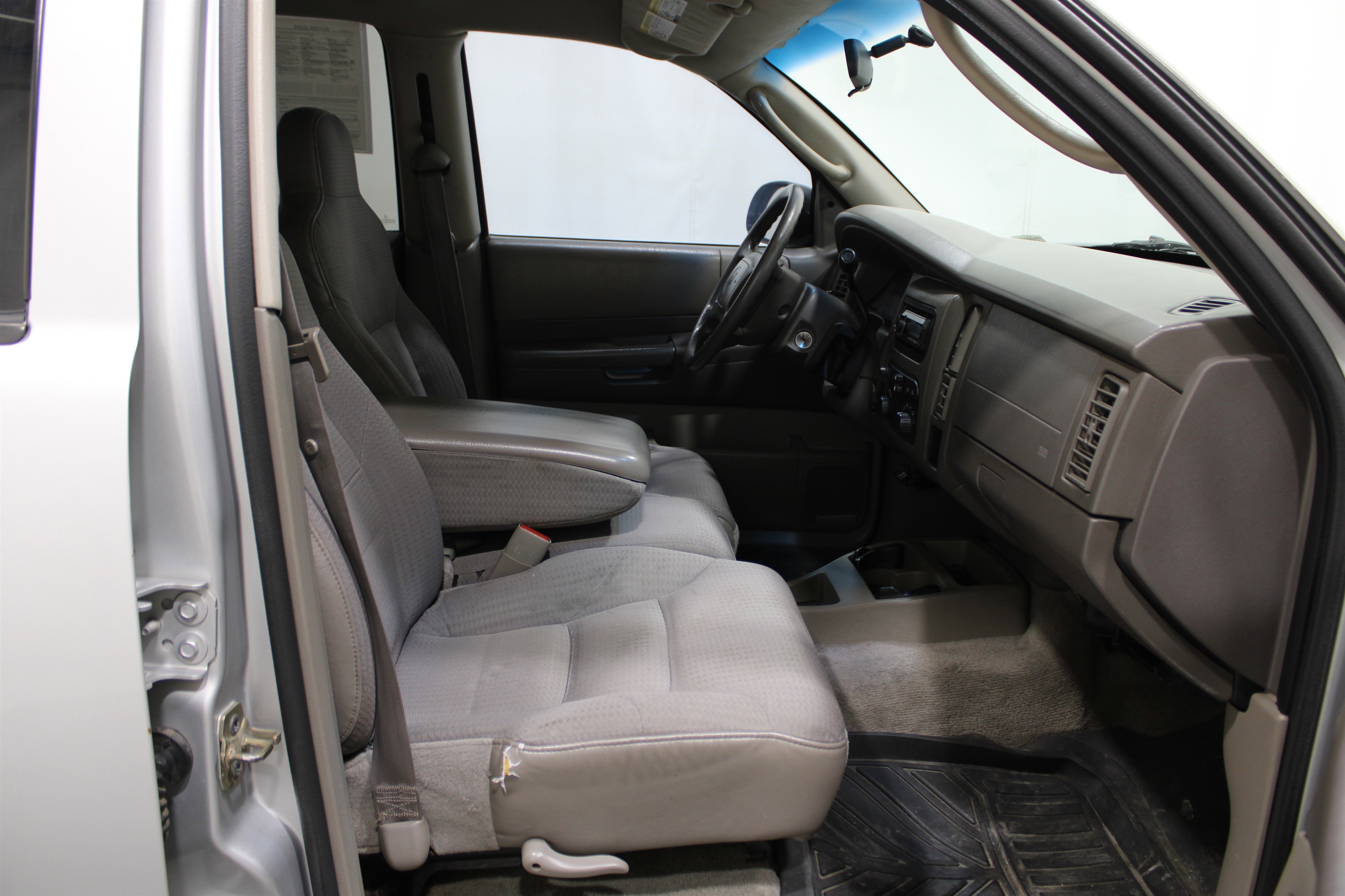 Used 2002 Dodge Durango Sport image 22