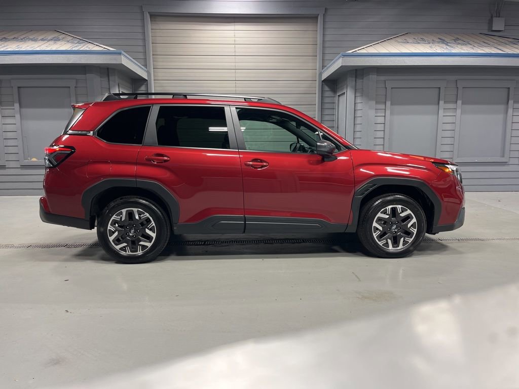 Used 2026 Subaru Forester Premium AWD/4WD image 6