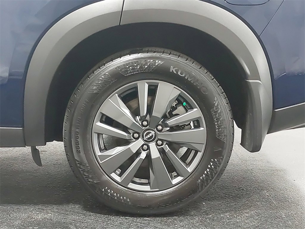 Used 2024 Nissan Pathfinder SV w/ SV Premium Package image 49
