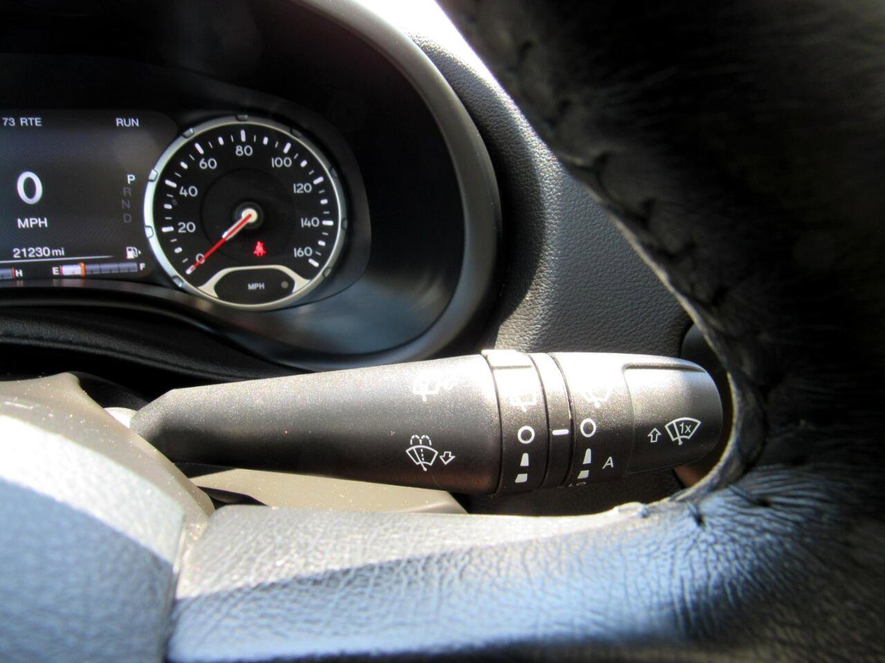 Used 2021 Jeep Renegade Limited w/ Sun & Sound Group image 23