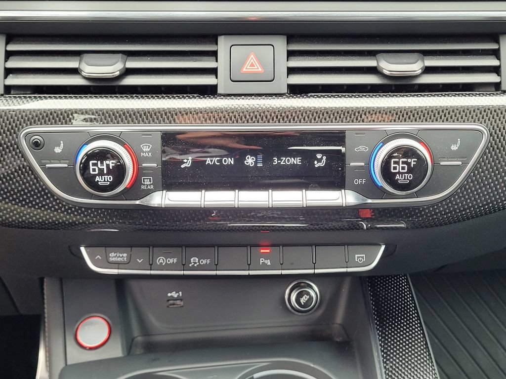 Used 2019 Audi S4 Premium Plus w/ Premium Plus Package AWD/4WD image 19
