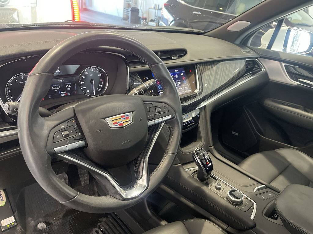 Certified 2024 Cadillac XT6 Premium Luxury w/ LPO, Floor Liner Package image 10
