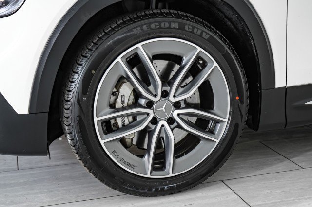 Used 2021 Mercedes-Benz GLB 35 AMG 4MATIC image 55