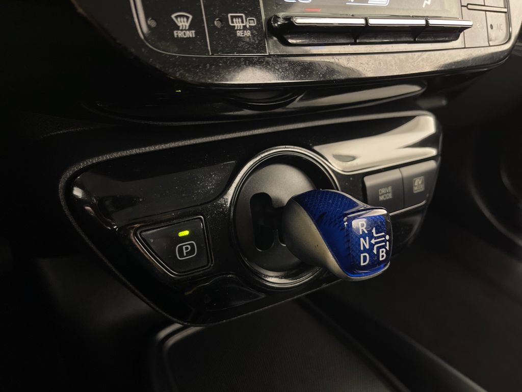 Certified 2019 Toyota Prius LE w/ Carpet Mat Package FWD image 22