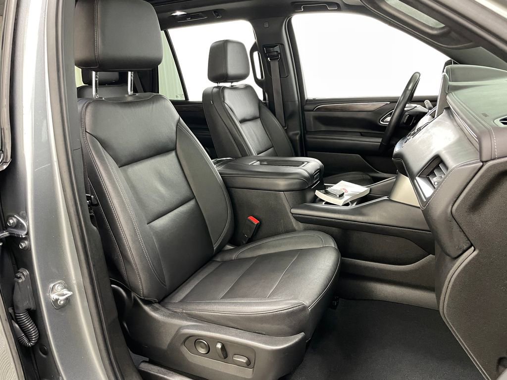 Certified 2022 Chevrolet Tahoe LT w/ Luxury Package image 44