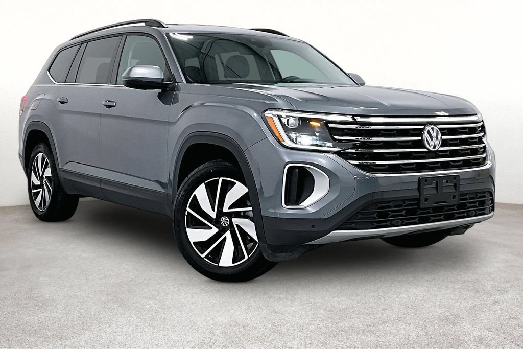 Used 2025 Volkswagen Atlas SE
