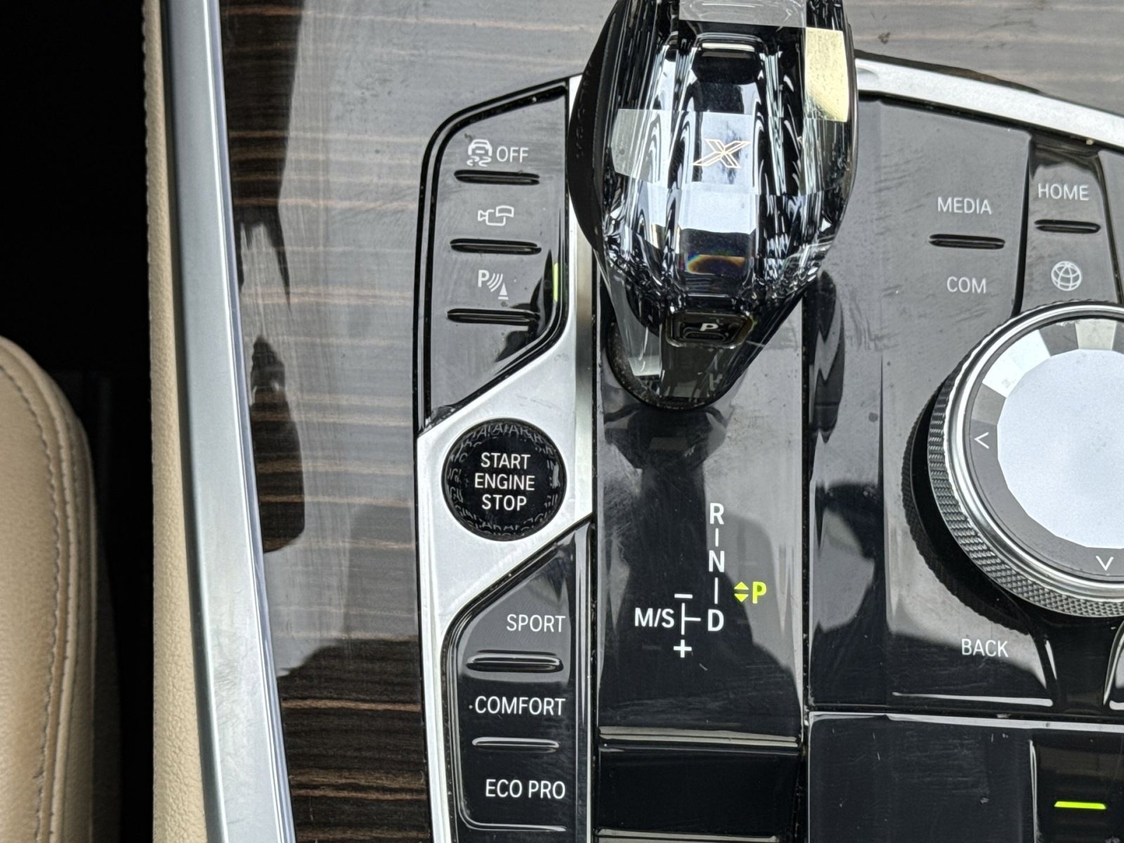 Used 2021 BMW X7 xDrive40i w/ Premium Package 2 image 23