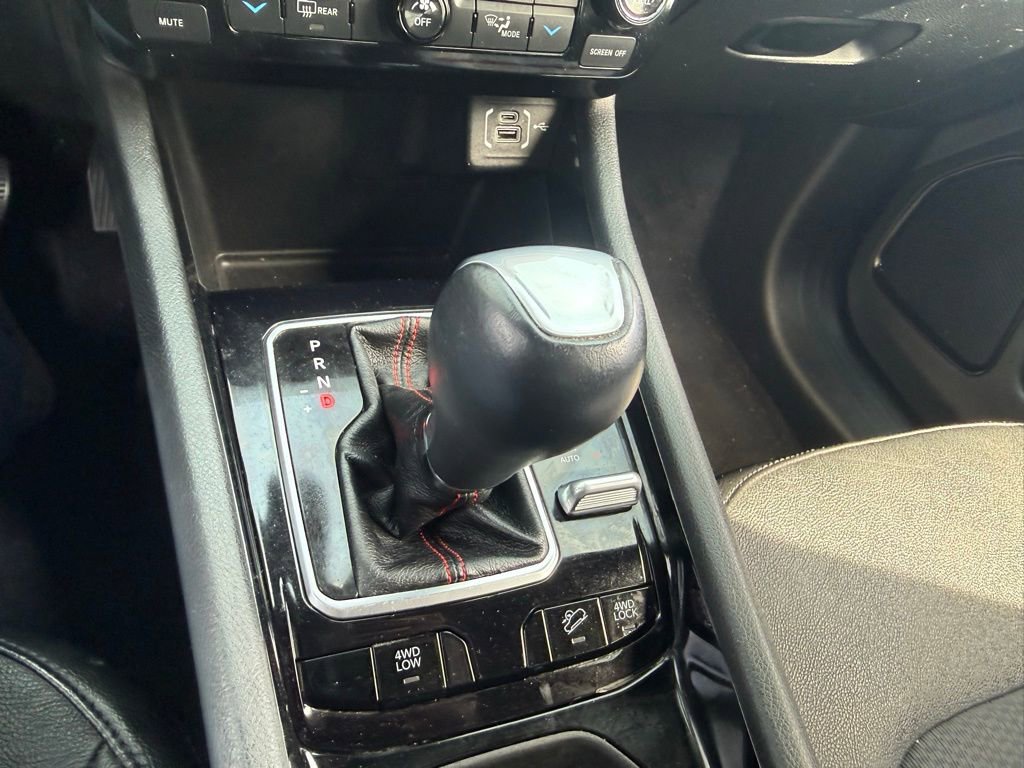 Used 2023 Jeep Compass Trailhawk AWD/4WD image 14