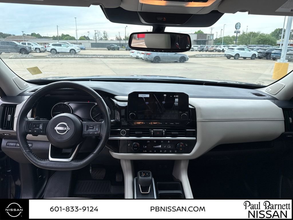Used 2022 Nissan Pathfinder SL w/ SL Premium Package image 16