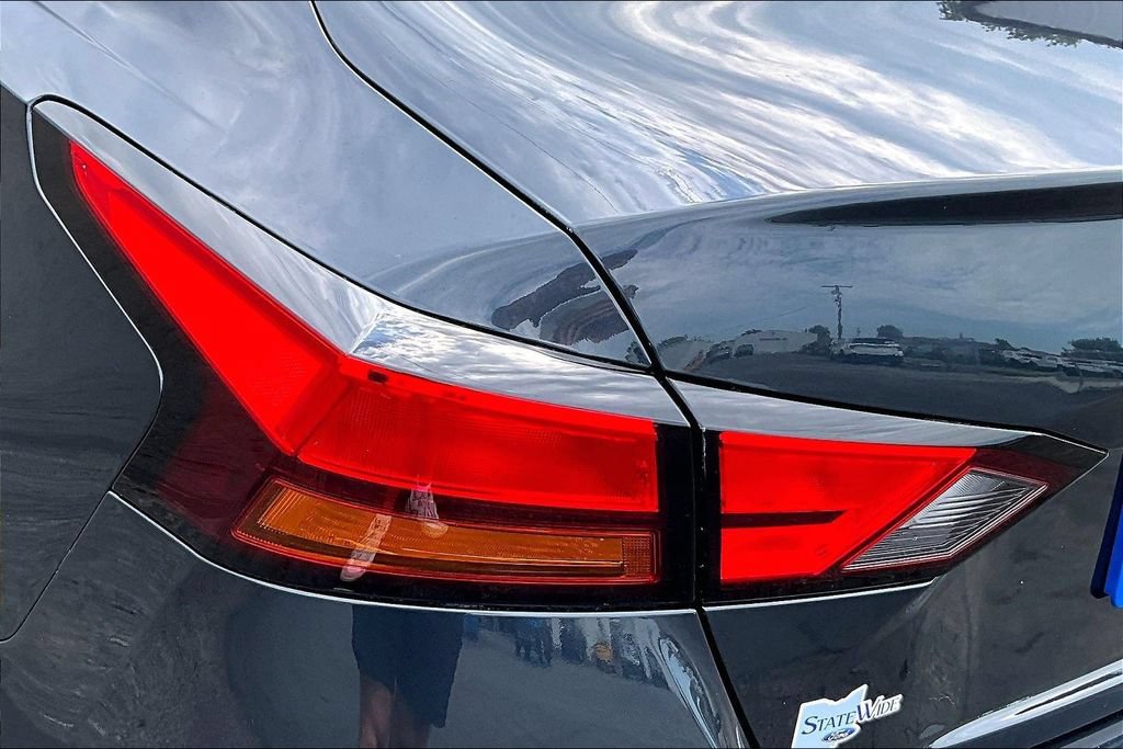 Used 2020 Nissan Altima 2.5 SV FWD image 31