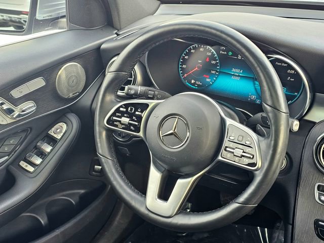 Used 2021 Mercedes-Benz GLC 300 4MATIC image 29