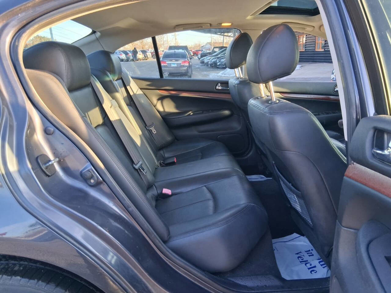 Used 2009 INFINITI G37 x Sedan w/ Premium Pkg image 12