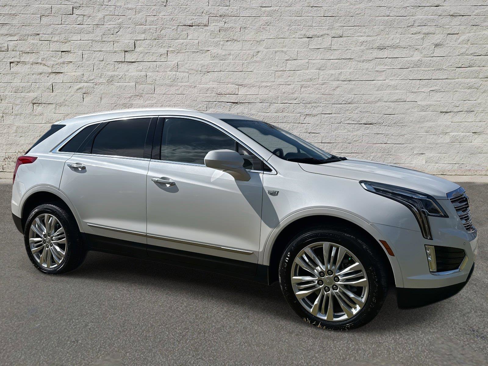 Used 2018 Cadillac XT5 Premium Luxury image 7