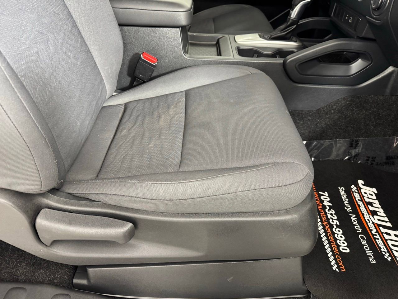 Used 2022 Nissan Frontier S image 31