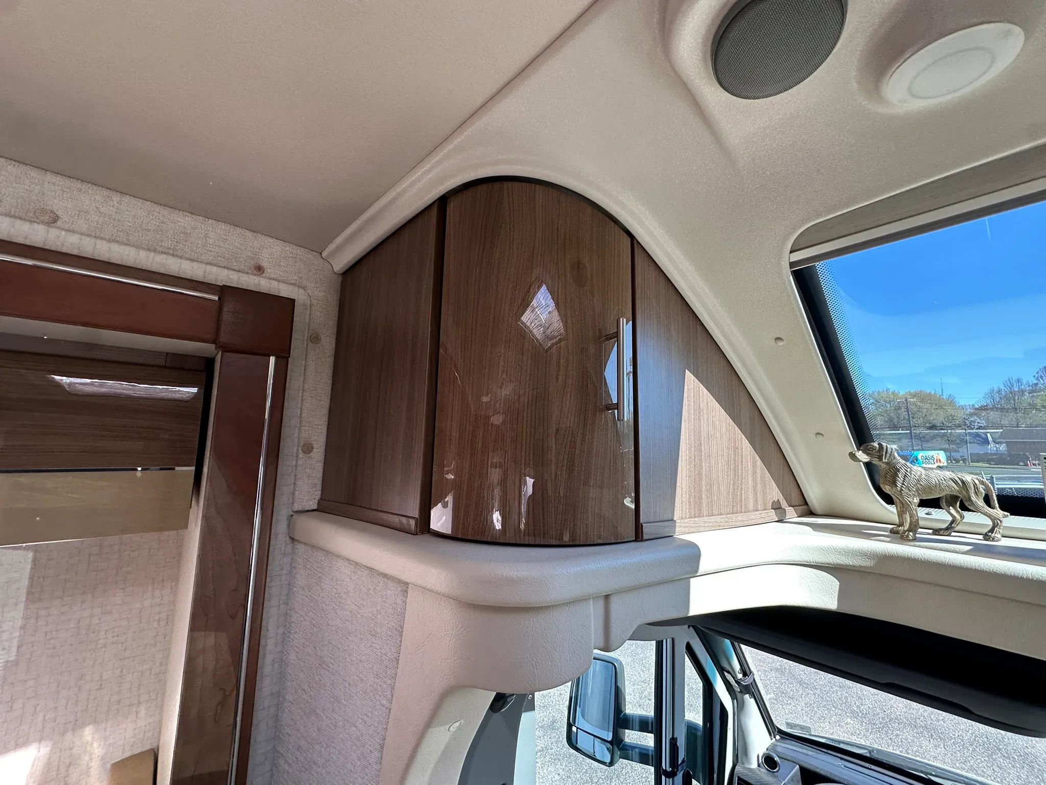 Used 2016 Mercedes-Benz Sprinter 3500 image 32