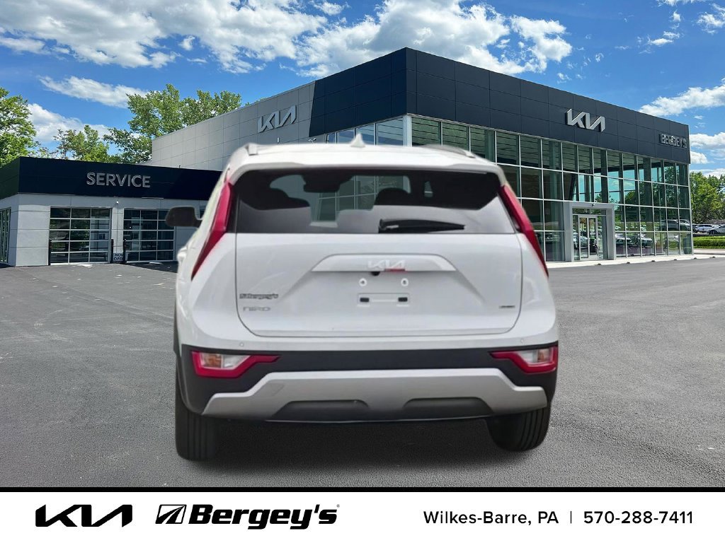 Certified 2025 Kia Niro EX w/ EX Cold Weather Package FWD image 9