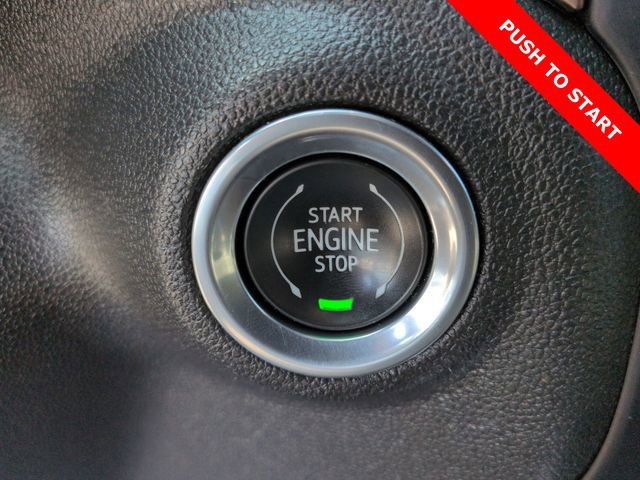 Used 2019 Chevrolet Silverado 1500 High Country w/ Technology Package image 17