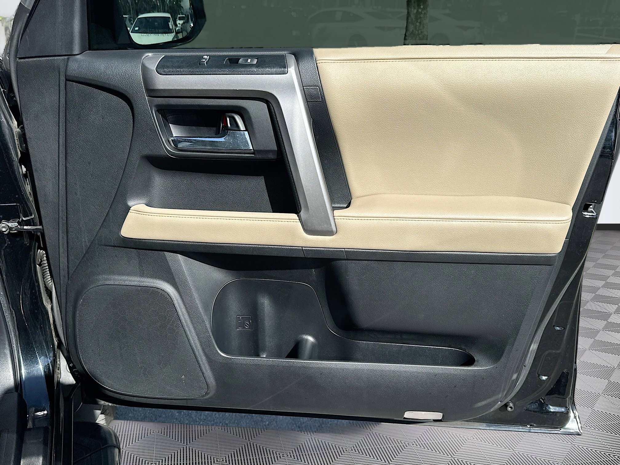 Used 2020 Toyota 4Runner SR5 image 35