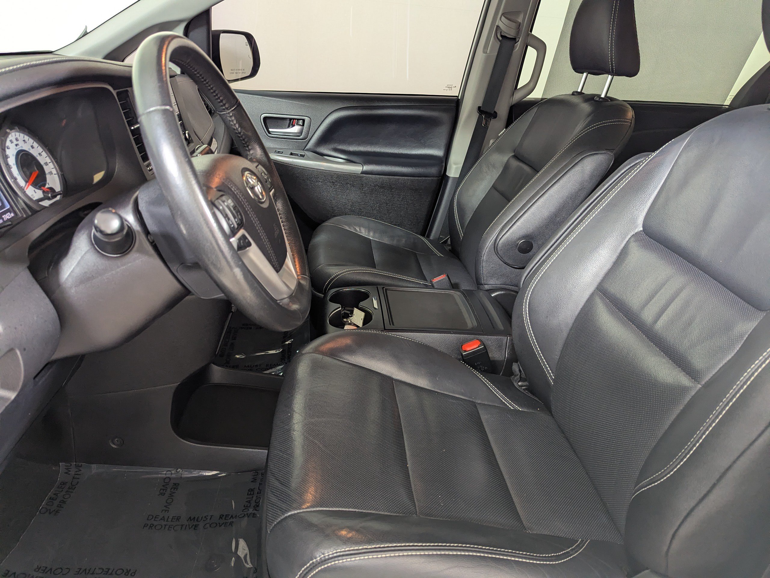 Used 2019 Toyota Sienna SE w/ SE Preferred Package AWD/4WD image 13