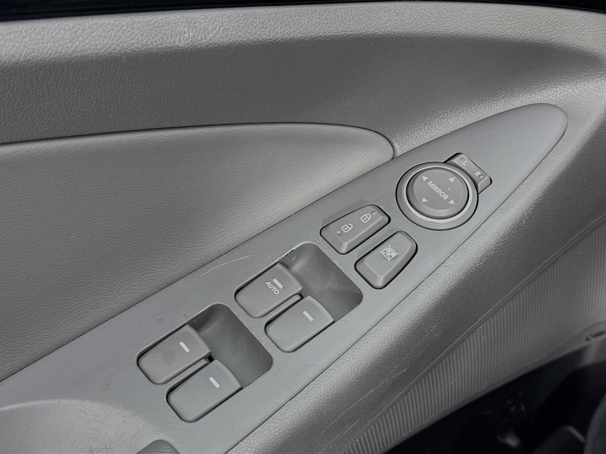 Used 2013 Hyundai Sonata Limited w/ Premium Pkg image 18